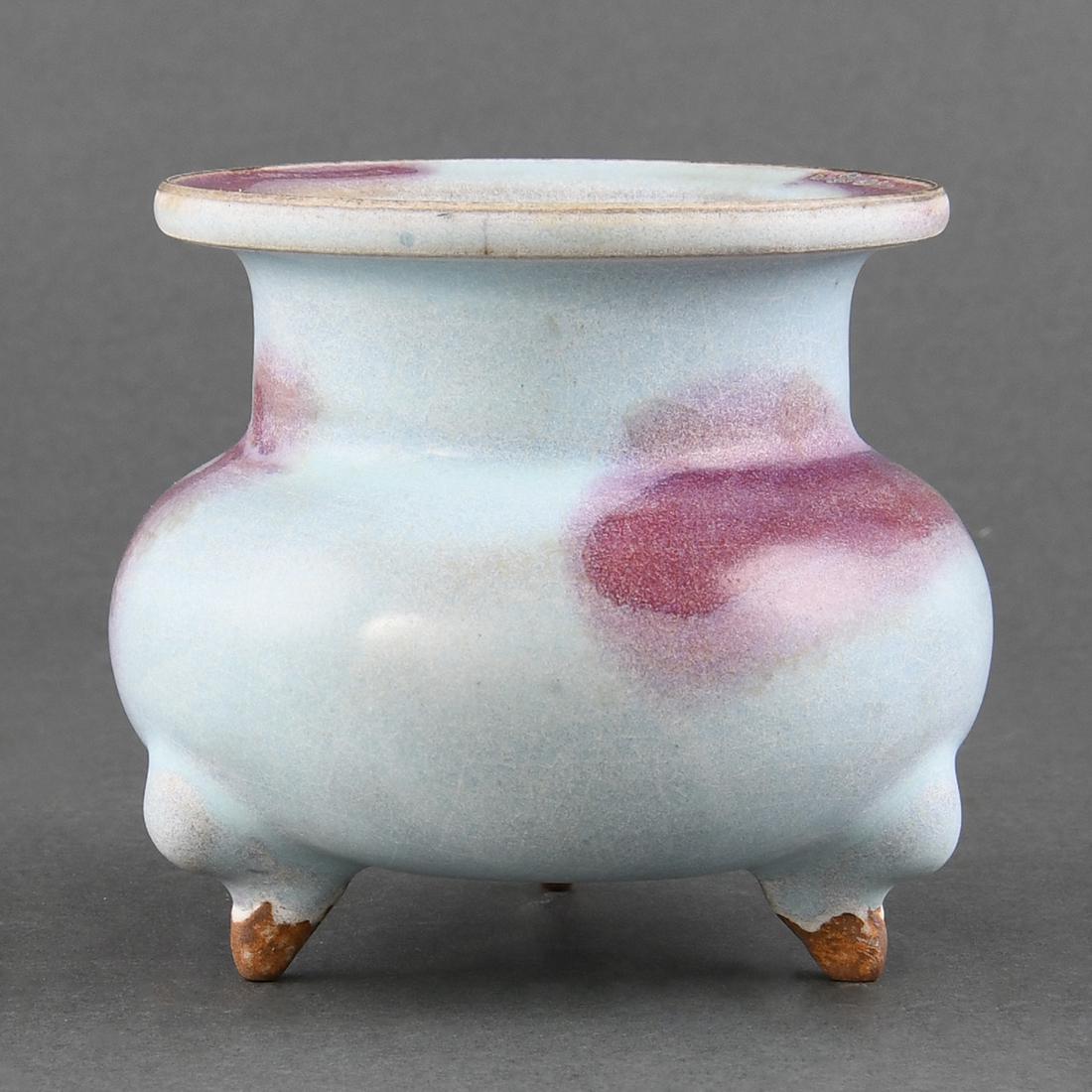 A BRILLIANT 'JUN' SPLASHED TRIPOD CENSER (1 of 9)