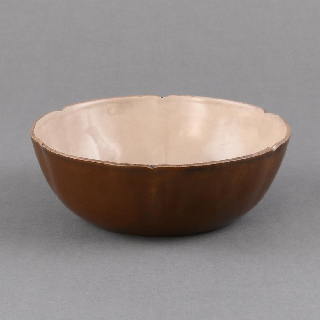 A PERSIMMON AND WHITE GLAZED 'DING' BOWL (1 of 8)