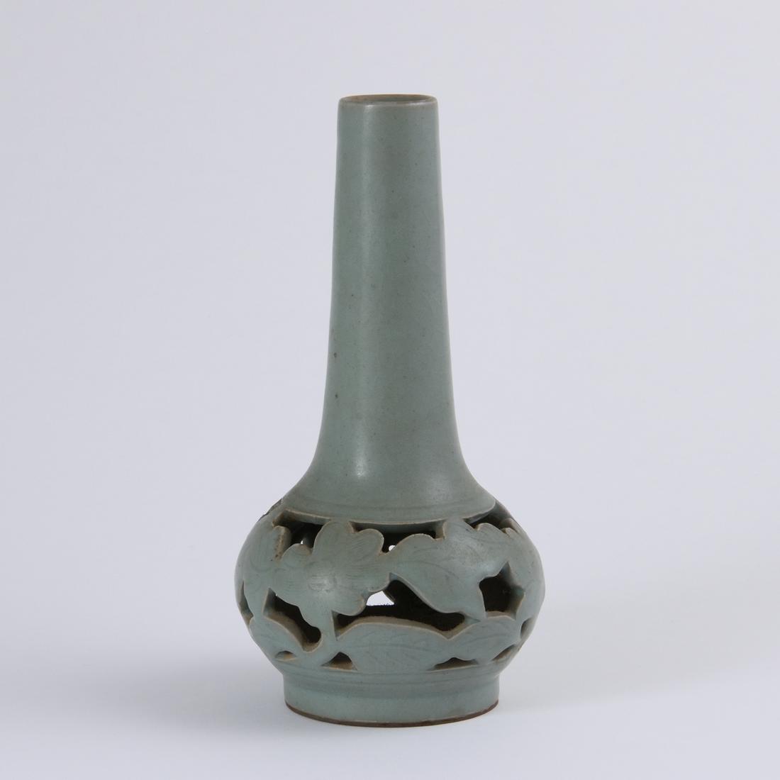 A RETICULATED 'LONGQUAN' CELADON BOTTLE VASE (1 of 6)