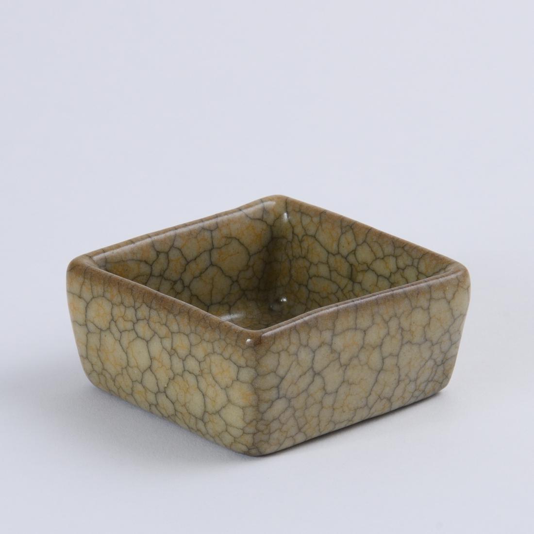 A RARE 'GE' SQUARE WASHER (1 of 7)