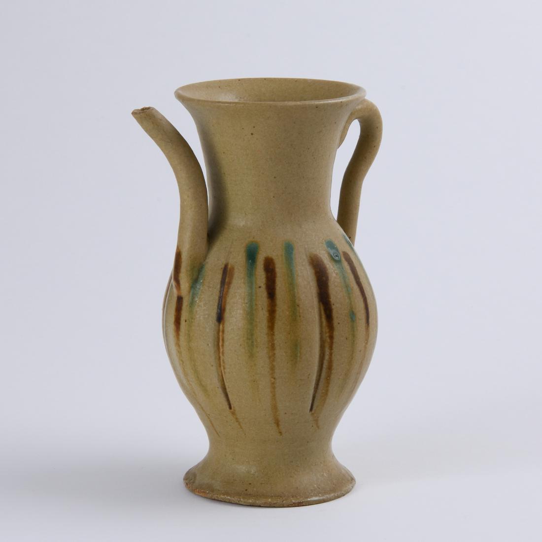 A PAINTED 'CHANGSHA' LOBED EWER (1 of 6)