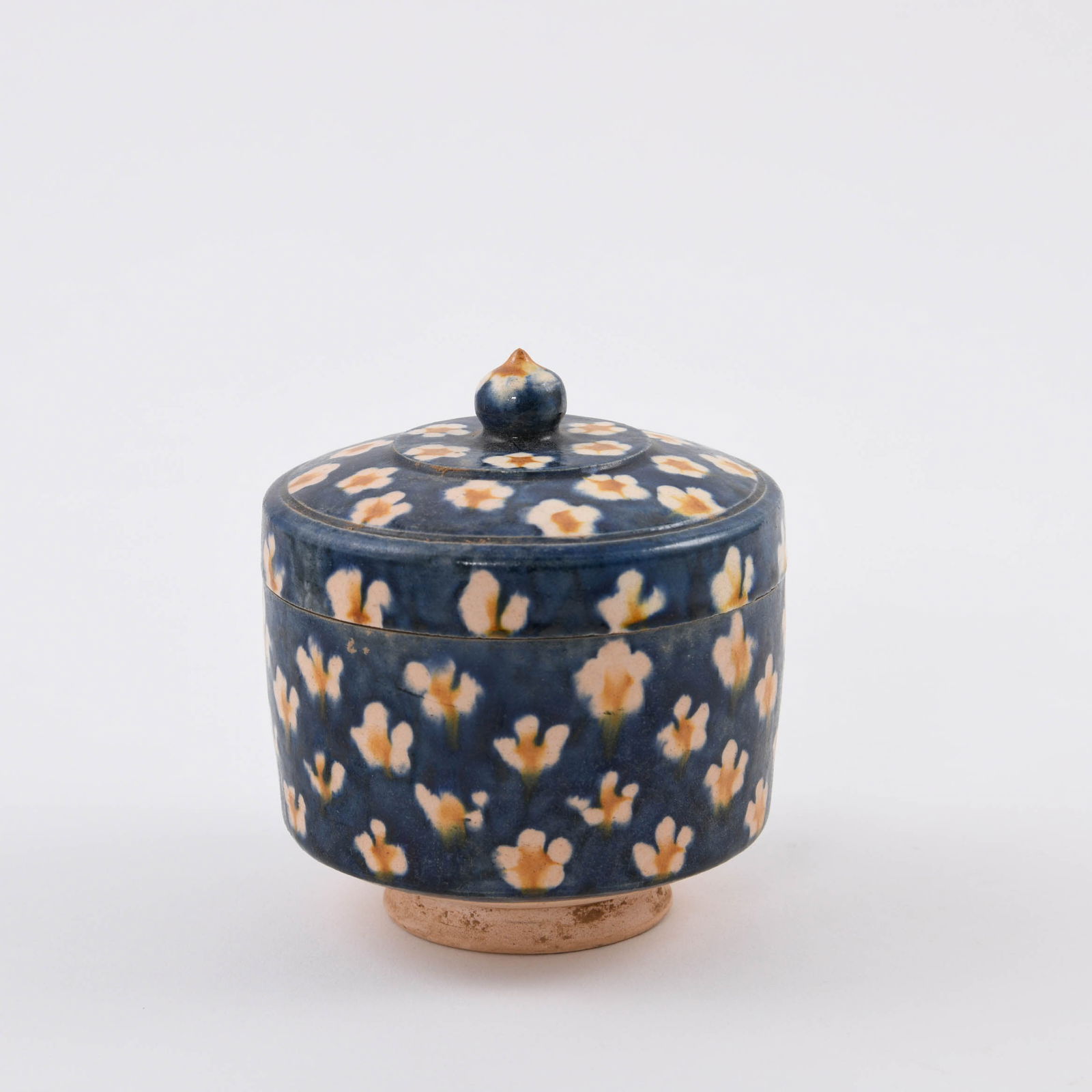 A BLUE GLAZE SANCAI JAR AND COVER (1 of 7)