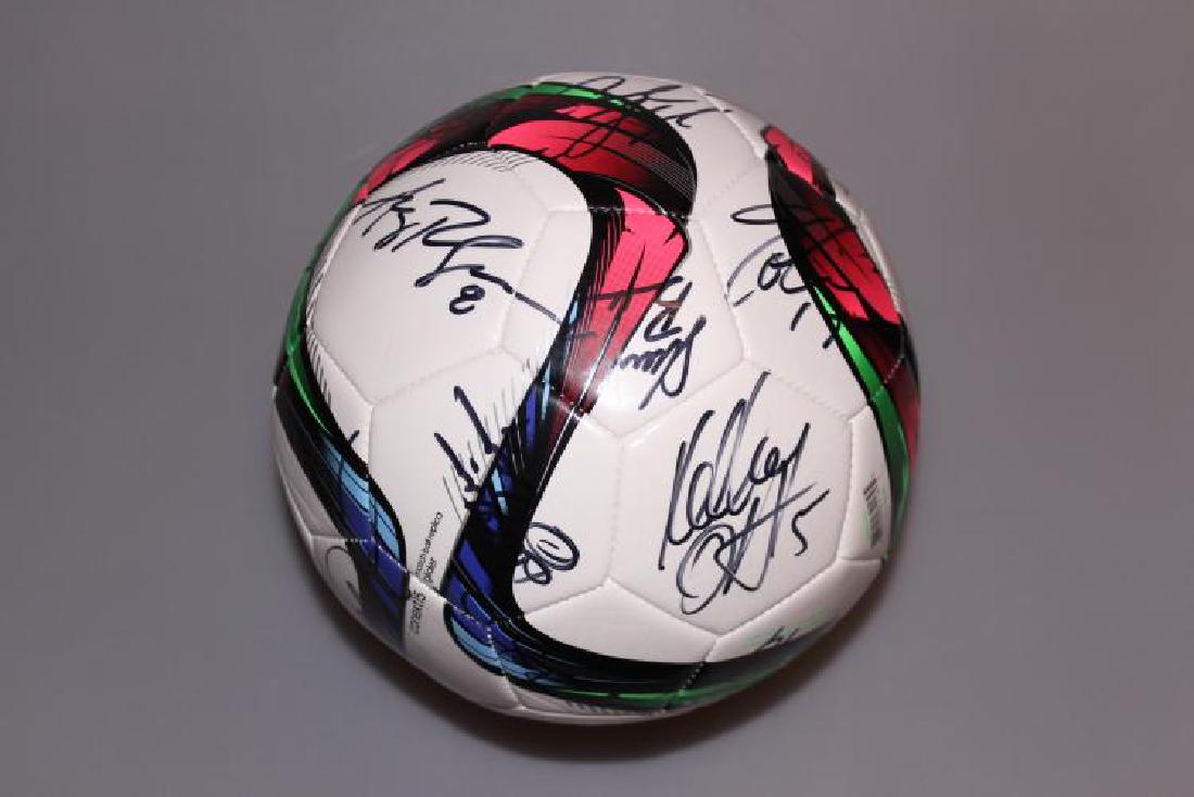 "US WOMAN'S SOCCER" 2015 World Cup Team signed soccer (1 of 3)
