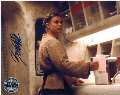 "STAR WARS: The Phantom Menace" Bonnie Piesse Signed: Description: 100% In-Person. A young 'Aunt Beru' from the new trilogy, color scene photo 8x10 signed by Bonnie Piesse. Dimensions: 8" x 10" Artist or Maker: Bonnie Piesse Medium: