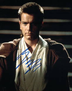 "STAR WARS: The Phantom Menace" Ewan McGregor Signed: Description: 100% In-Person. Great signed close-up scene photo as a young 'Obi-Wan' by star Ewan McGregor. Dimensions: 8" x 10" Artist or Maker: Ewan McGregor Medium: Photograph 