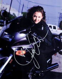 "DARK ANGEL" Jessica Alba signed 8x10 photo: 100% In-Person. Signed color 8x10 photo by Jessica Alba