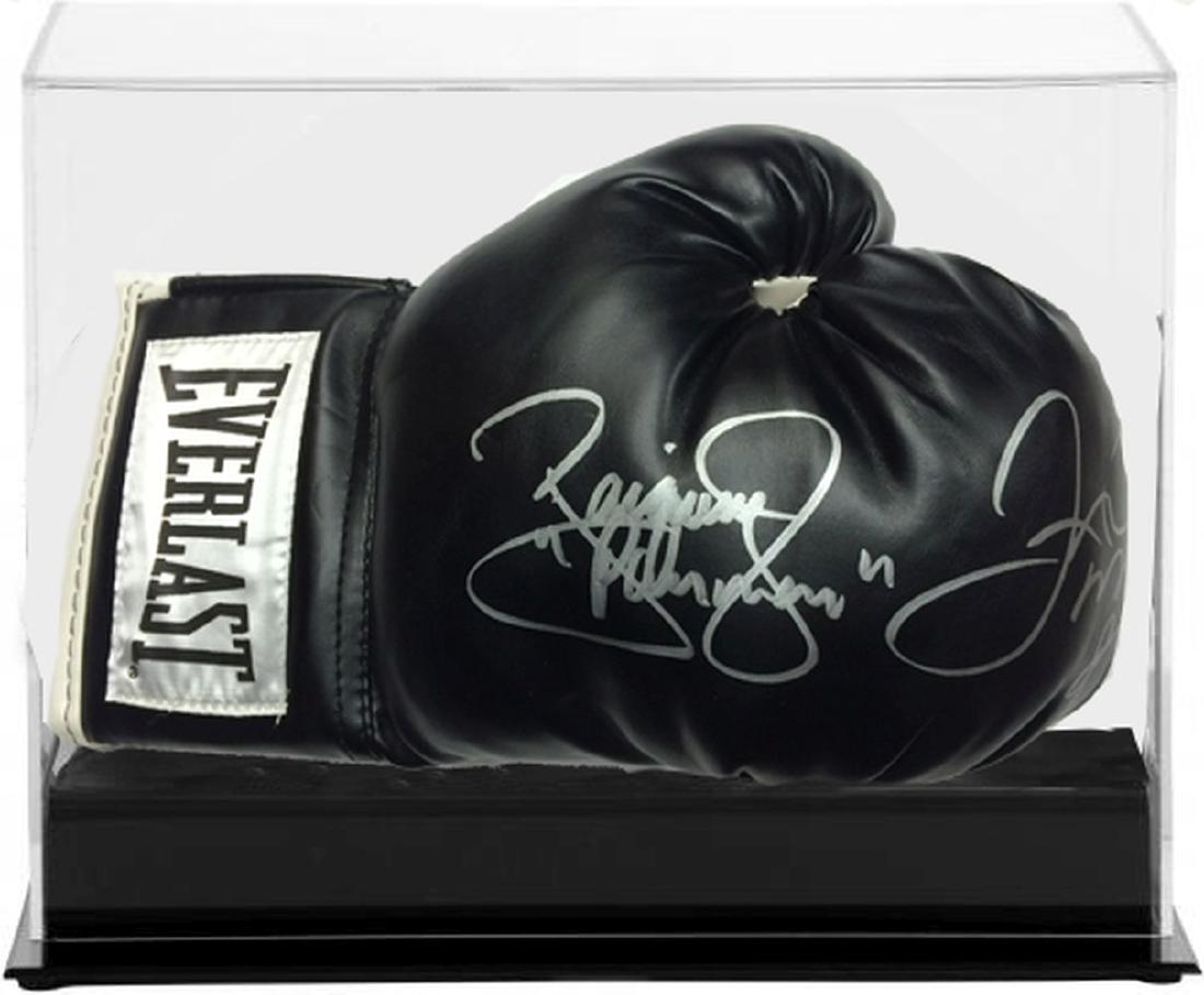 Manny Pacquiao Signed Boxing Glove (1 of 1)