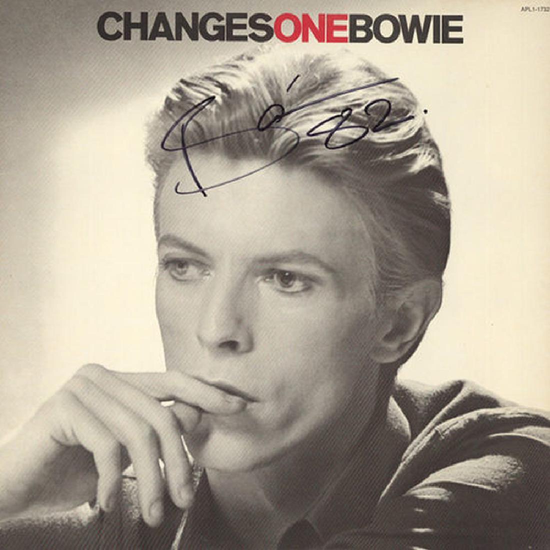 David Bowie "ChangesOne": Album signed by David Bowie