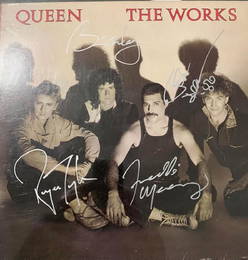 PSA/DNA Queen Signed The Works Album