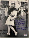 PSA/DNA Times Square Kissing Couple signed Photo