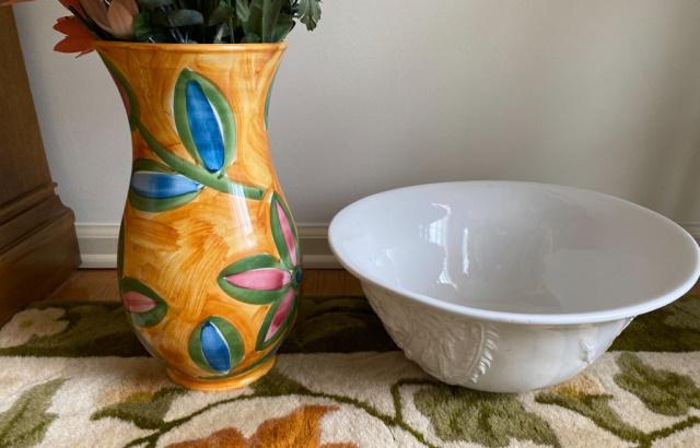 Italian Pottery Vase, Williams Sonoma Bowl (1 of 12)