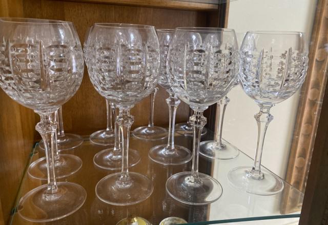 12 Gorham Wine Glasses: 12 Gorham crystal wines, 8 1/2"H