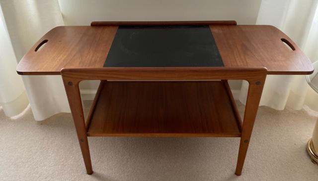 Mid-Century Coffee Table (1 of 3)