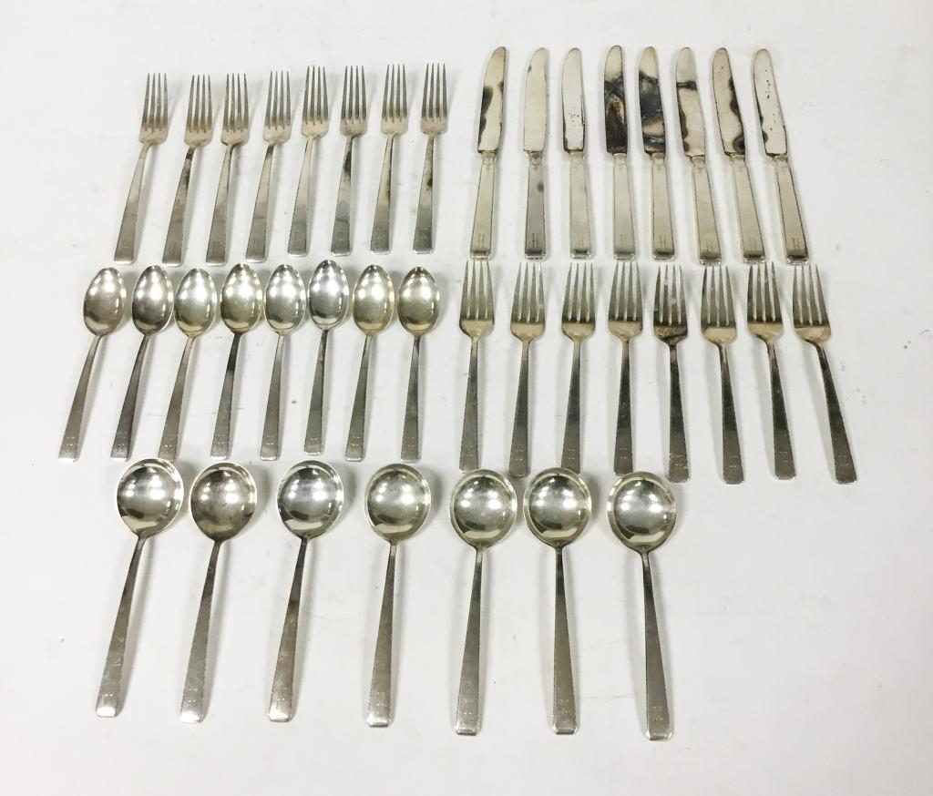 39 Pieces Towle Old Lace Sterling Flatware (1 of 11)