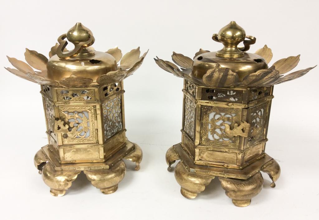 Pair of Brass Japanese Lanterns (1 of 10)