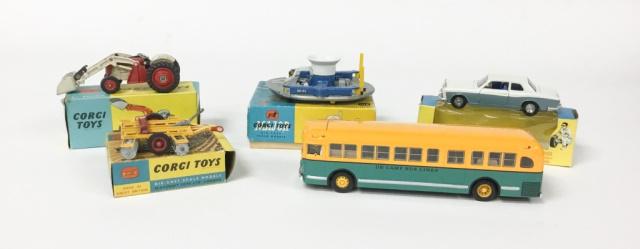 5 Corgi Die-Cast Toys (1 of 17)