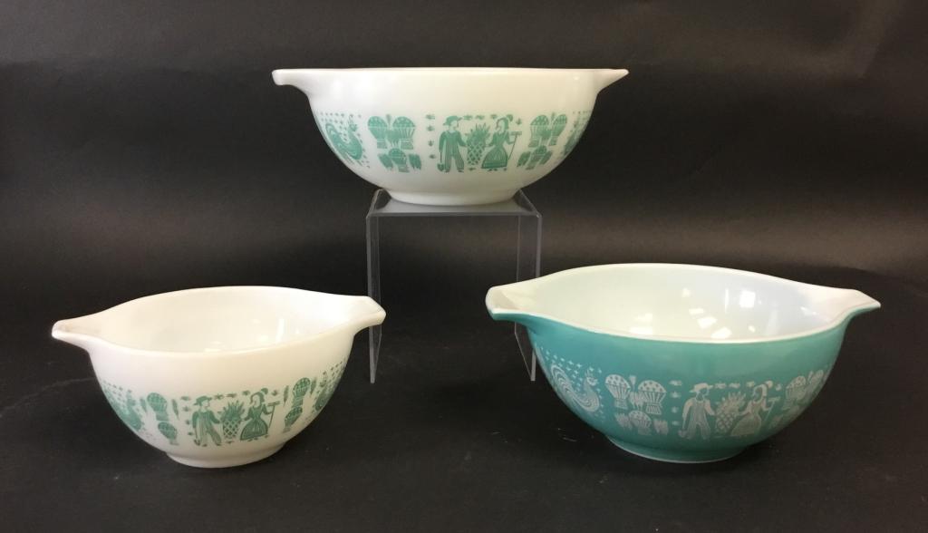 Pyrex Butterprint Pattern Mixing Bowl Set (1 of 8)