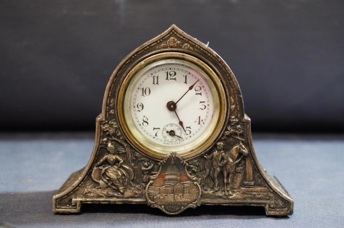 Small mantle clock made in USA (1 of 7)