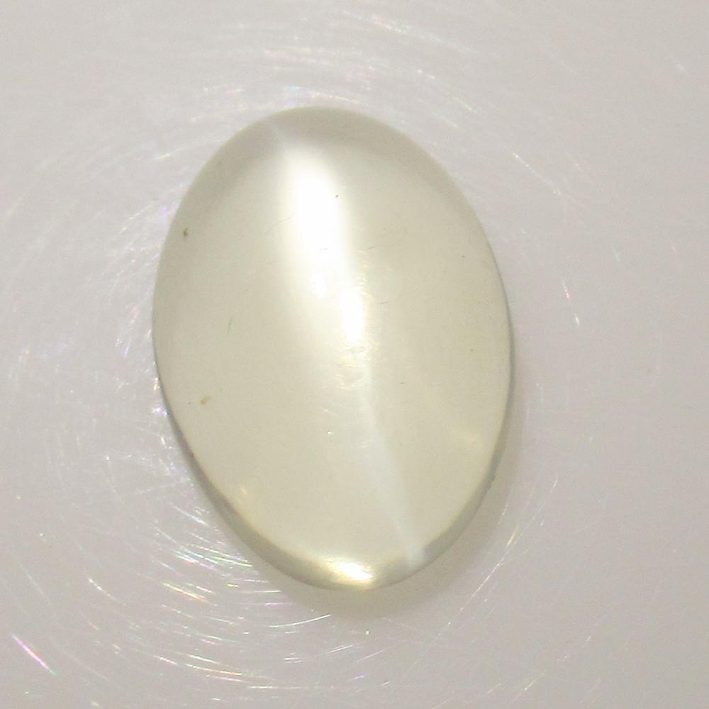 6.34 Ct Natural White Moonstone Catseye Oval Cab: Weight - 6.34 Ct / Size - 13.80 x 9.40 x 6.70 mm / Shape - Nice Oval Cabochon / Color - White / Clarity - Transparent / Origin - India / Treatment - None