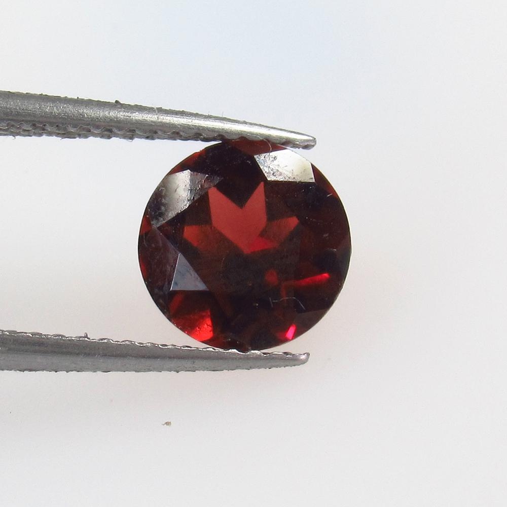 2.29 Ct Natural Rhodolite Garnet: Weight - 2.29 Ct / Size - 8.00 x 8.00 x 4.80 mm / Shape - Round Cut / Clarity - VS / Origin - Nigeria / Treatment - None