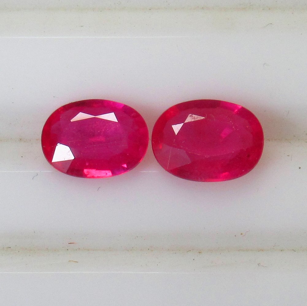 2.58 Ct Natural Pinkish Ruby Pair (1 of 3)
