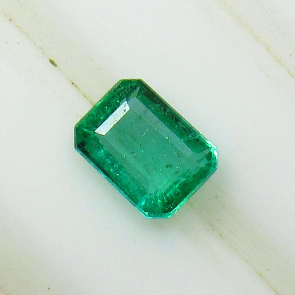 0.49 Ct Natural Emerald (1 of 2)