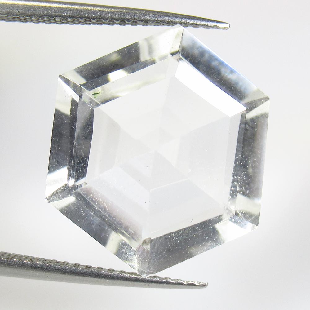 13.66 Ct Natural White Quartz (1 of 2)