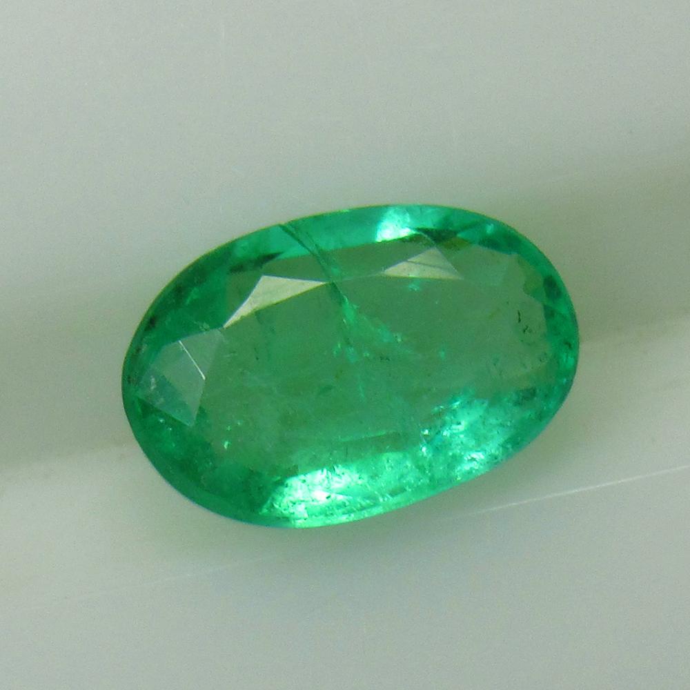 0.70 Ct Natural Emerald (1 of 2)