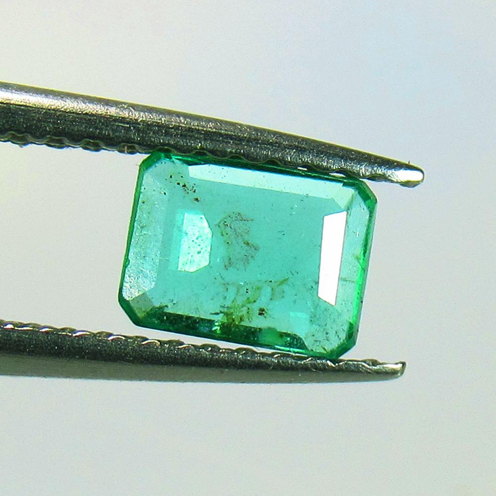 0.55 Ct Natural Emerald (1 of 2)