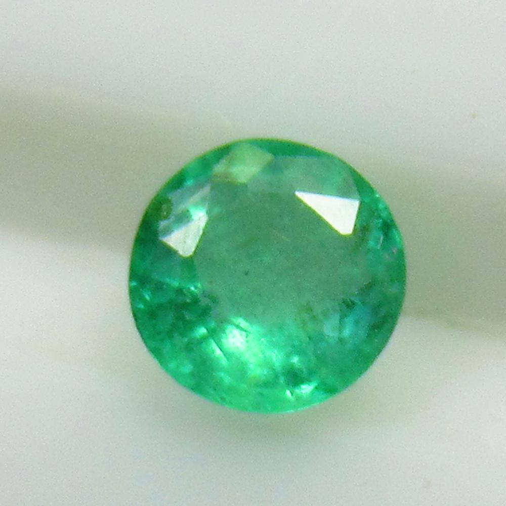 0.29 Ct Natural Emerald (1 of 2)