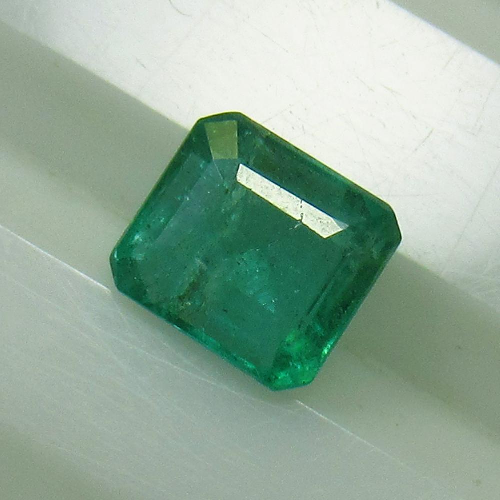 1.03 Ct Natural Emerald (1 of 2)