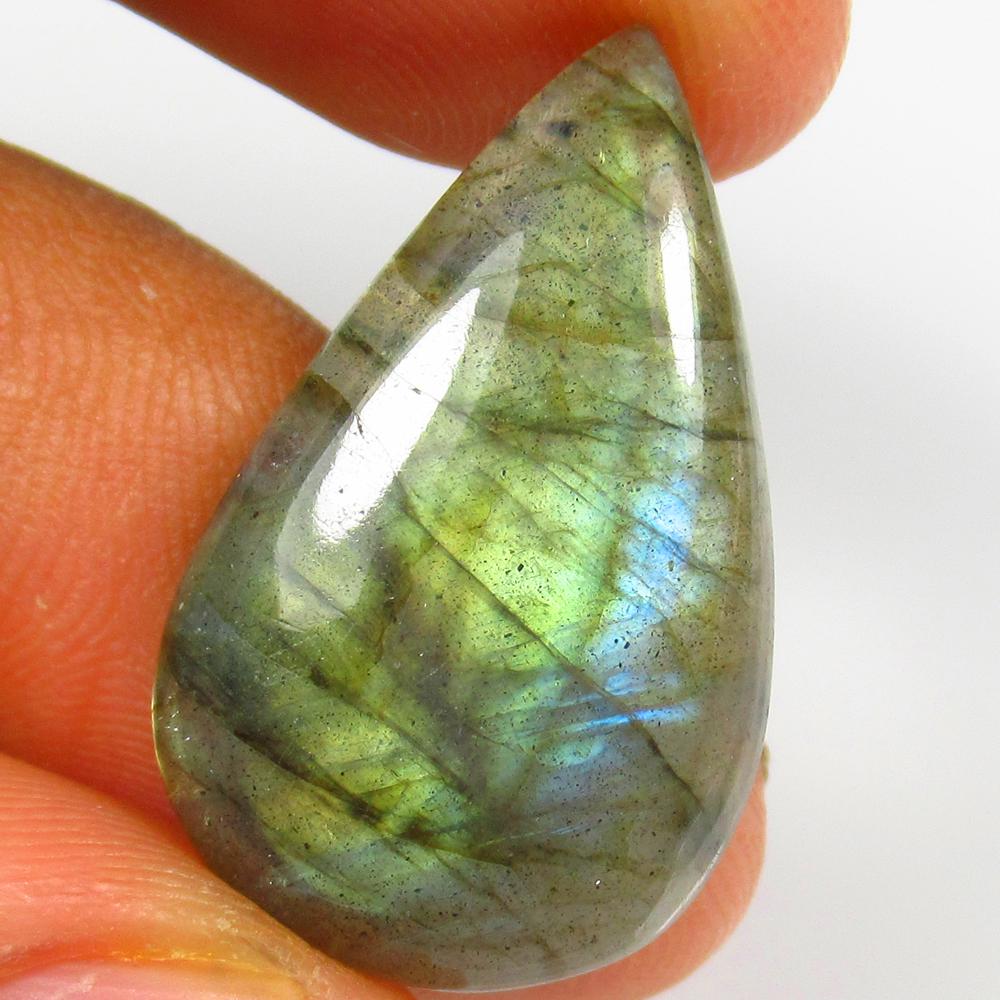 16.94 Ct Natural Labradorite Loose Stone: weight - 16.94 Ct / Size - 26.00 x 17.00 x 5.80 mm / Shape - Excellent Pear Cab / Origin - Madagascar / Treatment - None