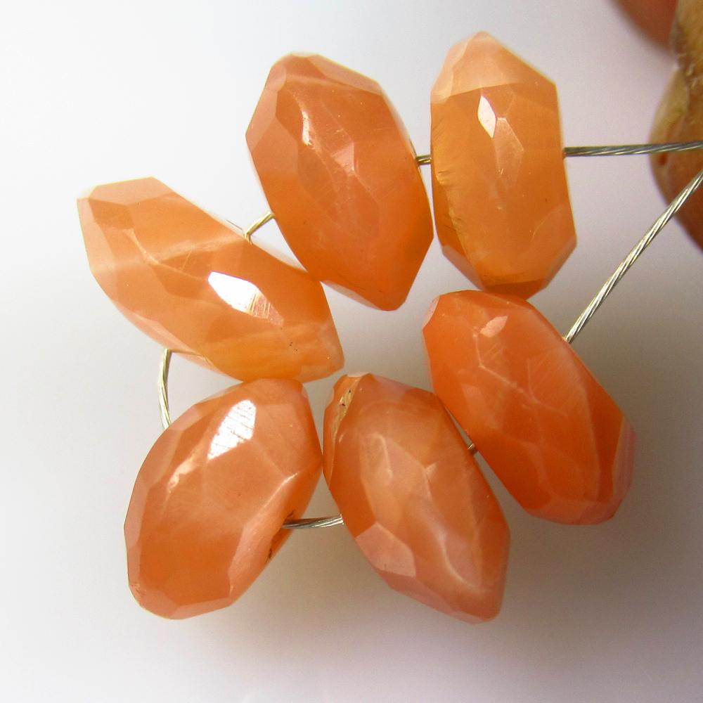 14.00 Ct Natural 6 Sunstone Loose Beads: Weight - 14.00 Ct / Size - 8.30 - 10.20 mm / 6 Pc's / Shape - Round Beads / Clarity - Semi Transaprent / Origin - Brazil / Treatment - None