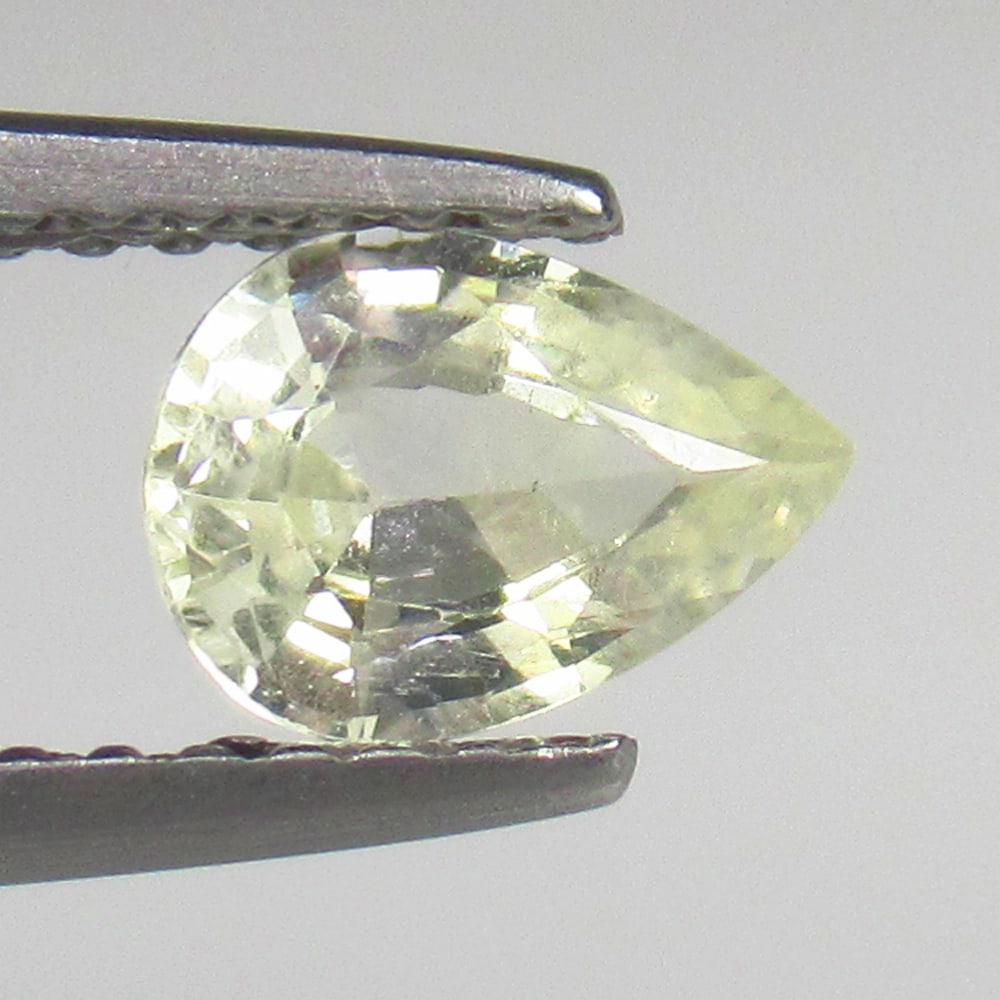 0.66 Ct Natural Yellow Sapphire Loose Stone (1 of 2)