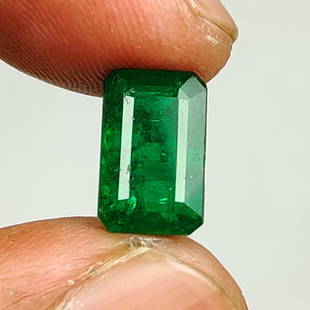 3.29 Ctw Natural Vivid Green Zambian Emerald Octagon Cut Certified Natural Gemstones: Weight - 3.29 Ct / Size - 10.30 x 6.50 x 5.40 mm / Clariry - SI / Very Good Luster / Excellent Octagon Cut / Origin - Zambia / Hardness - 7.5-8.0 / Treatment - Colorless Oil