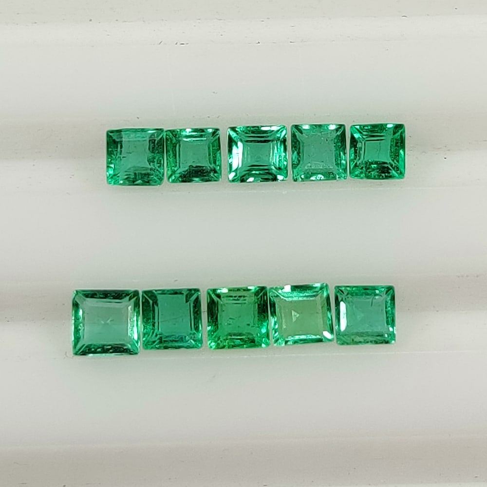 1.39 Ct Natural Emerald Set Loose Stones Certified Natural earthmined Gemstones (1 of 3)