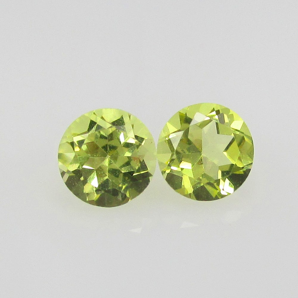 1.11 Ct Natural Lemon Quartz Pair Loose Stones: Weight - 1.11 Ct / Size - 5.10 x 5.10 x 3.90 mm / 2 Pc's / Top Quality Luster / Excellent Round Cut / Origin - Brazil / Treatment - None