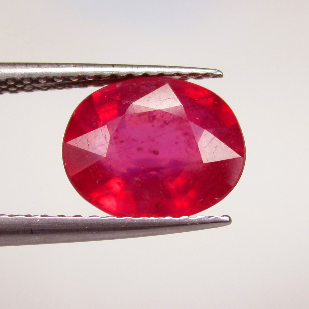 3.67 Ct Natural Pinkish Red Ruby Loose Stone (1 of 2)