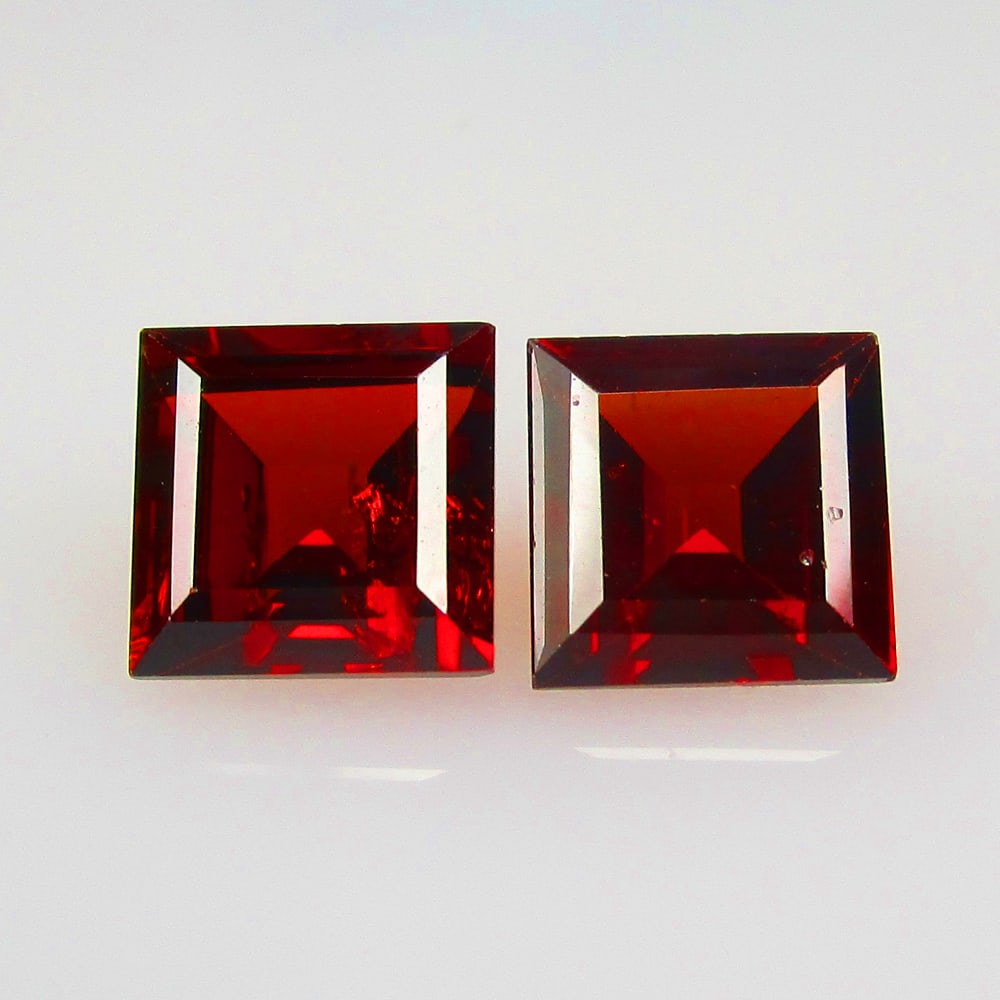 4.19 Ct Natural Rhodolite Garnet Pair Loose Stones (1 of 2)