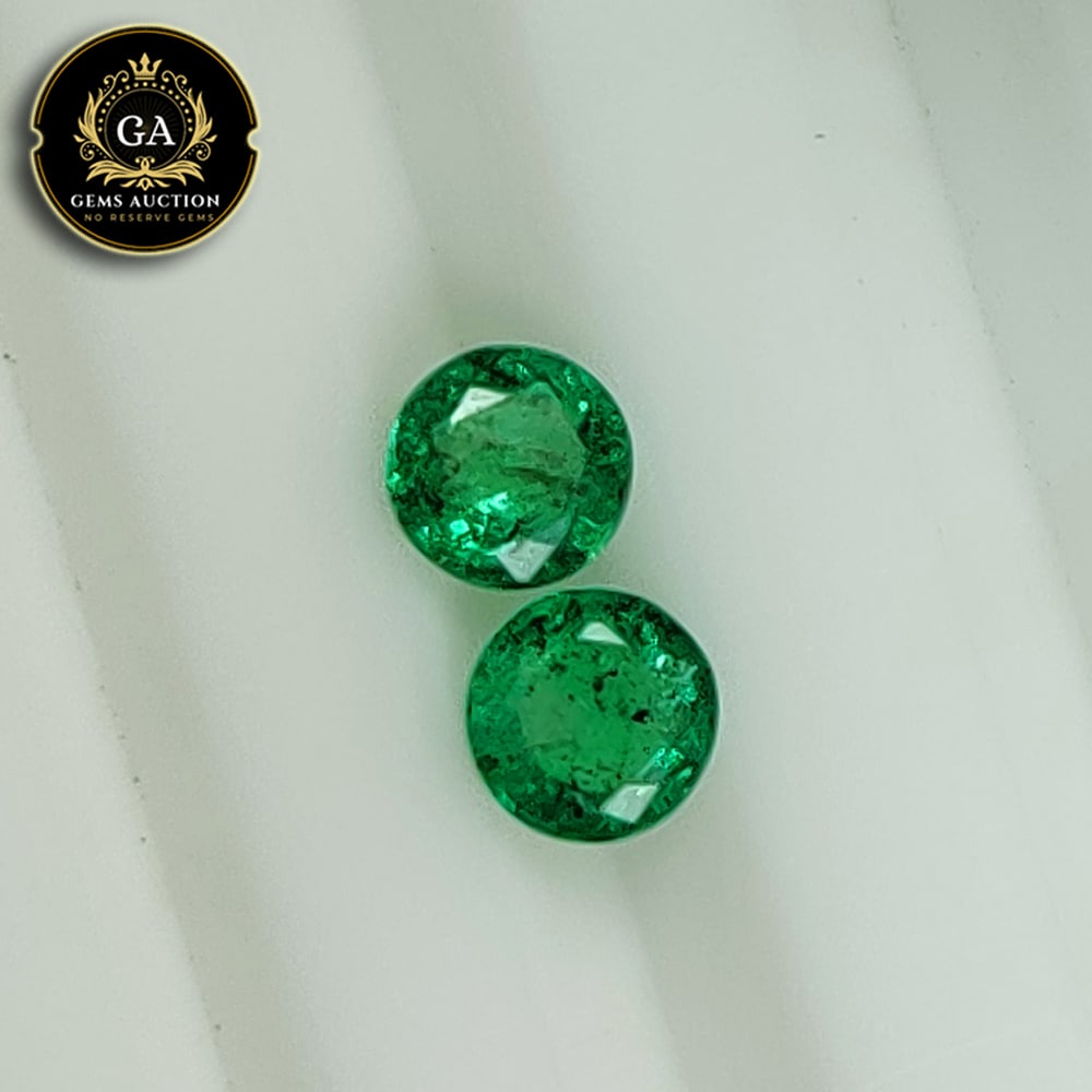 0.81 Ct Natural Grassy Green Emerald Pair Loose Stones (1 of 3)