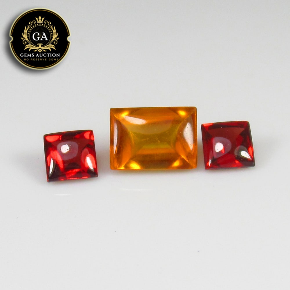 2.00 Ct Natural Yellow Citrine & Garnet Octagon Set: Weight - 2.00 Ct / Size - 4.0x4.0 & 7.0x5.0 mm / 3 Pc's / Shape - Octagon Cut / Color - Yellow / Clarity - VVS / Origin - Brazil / Treatment - None