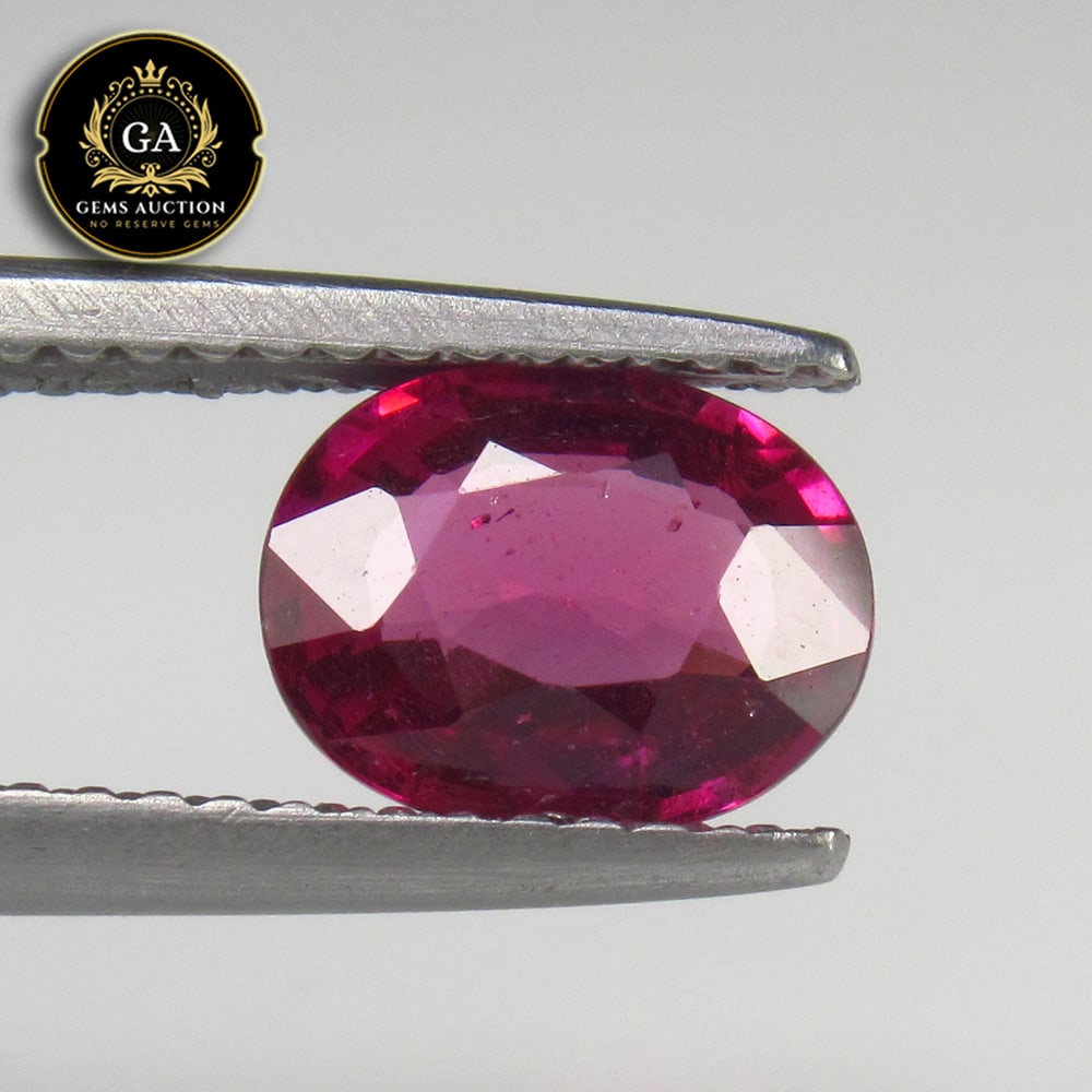 1.30 Ct Natural Rose Garnet Oval Cut: Weight - 1.30 Ct / Size - 8.00 x 6.20 x 3.00 mm / Shape - Oval Cut / Clarity - VVS / Origin - Nigeria / Treatment - None