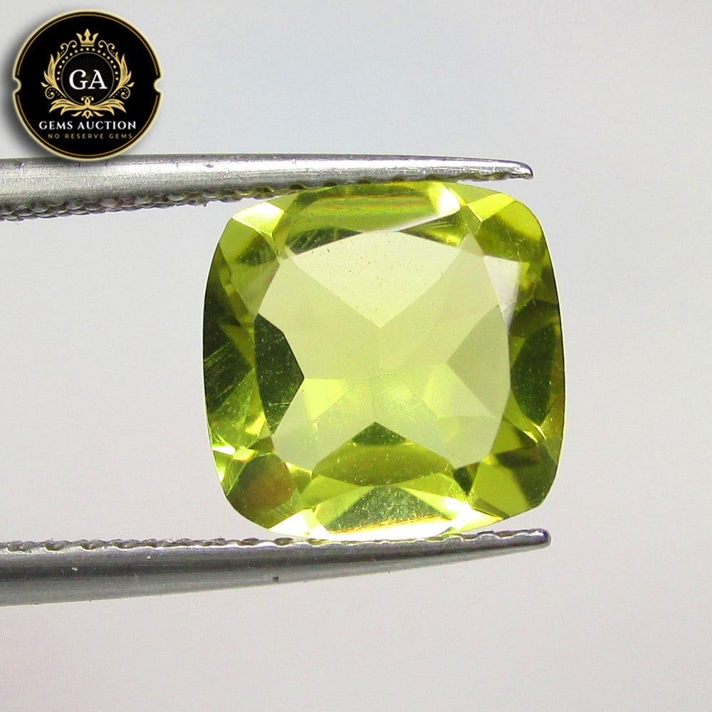 2.69 Ct Natural Loupe Clean Lemon Quartz Cushion Cut: Weight - 2.69 Ct / Size -9.00 x 9.00 x 5.20 mm / Shape - Cushion Cut / Clarity - VVS / Origin - Brazil / Treatment - None