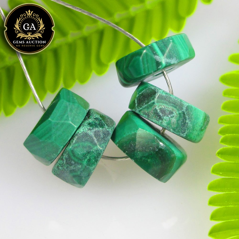 9.13 Ct Natural Elegant Malachite Round Cut Beads: Weight - 9.13 Ct / Size - 6.70 - 7.00 mm / 5 Pc's / Shape - Round Beads / Color - Green / Clarity - Opaque / Origin - Russia / Treatment - None