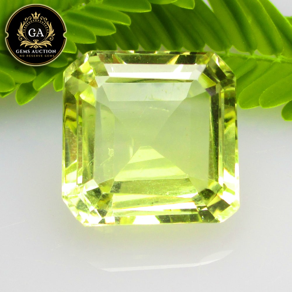 6.86 Ct Natural Loupe Clean Lemon Quartz Square Octagon Cut: Weight - 6.86 Ct / Size - 11.50 x 11.40 x 6.90 mm / Shape - Octagon Cut / Clarity - VVS / Origin - Brazil / Treatment - None
