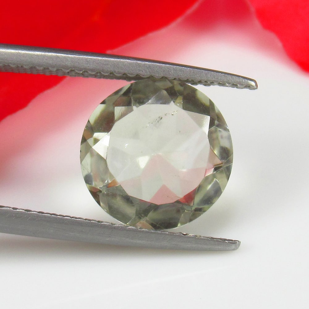 3.13 Ct Natural Brazilian Green Amethyst Round Cut (1 of 3)
