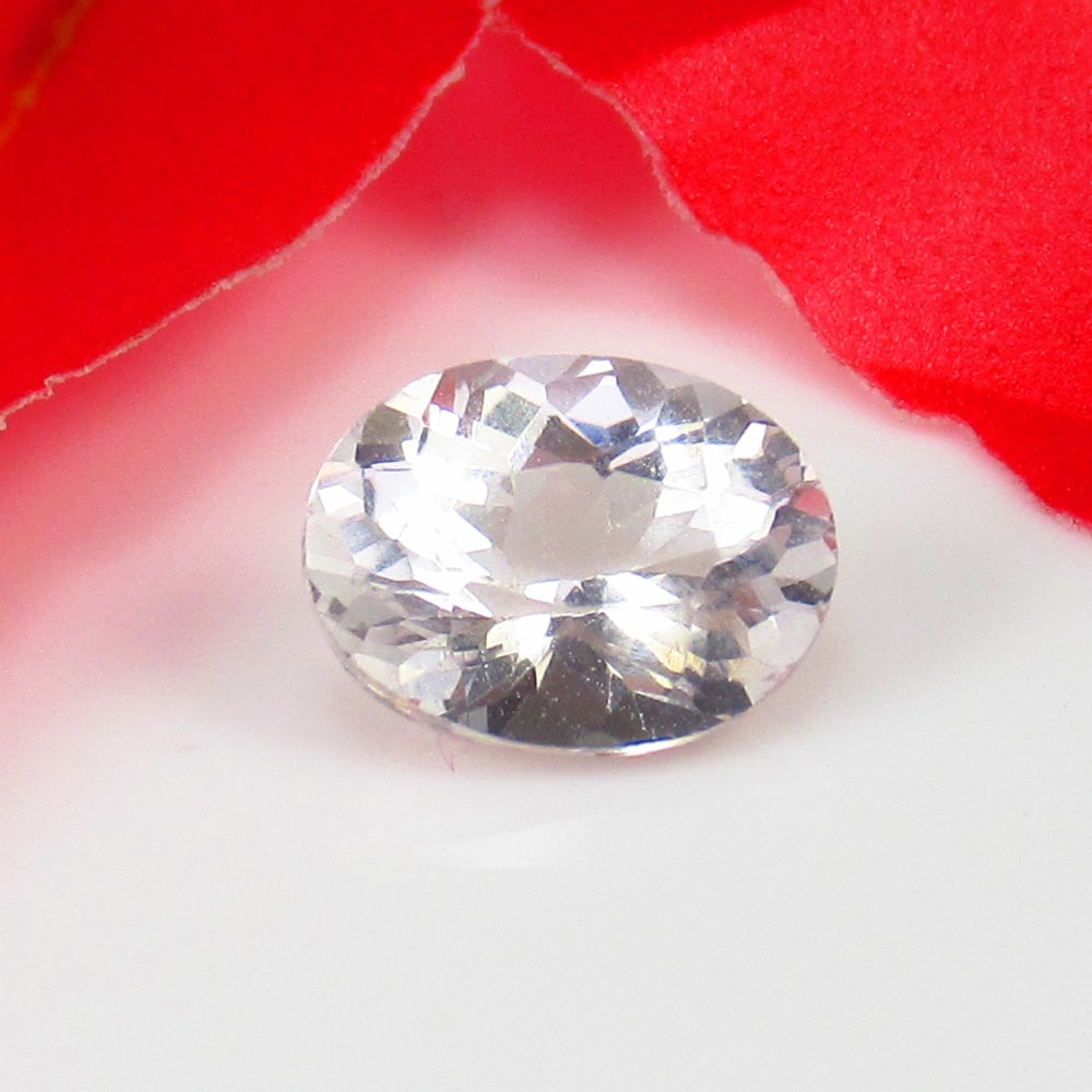 1.50 Ct Untretaed Natural Morganite Oval Cut: Weight - 1.50 Ct / Size - 9.00 x 6.60 x 4.70 mm / Shape - Oval Cut / Color - Light Pink / Clarity - VVS / Origin - Mozambique / Treatment - None