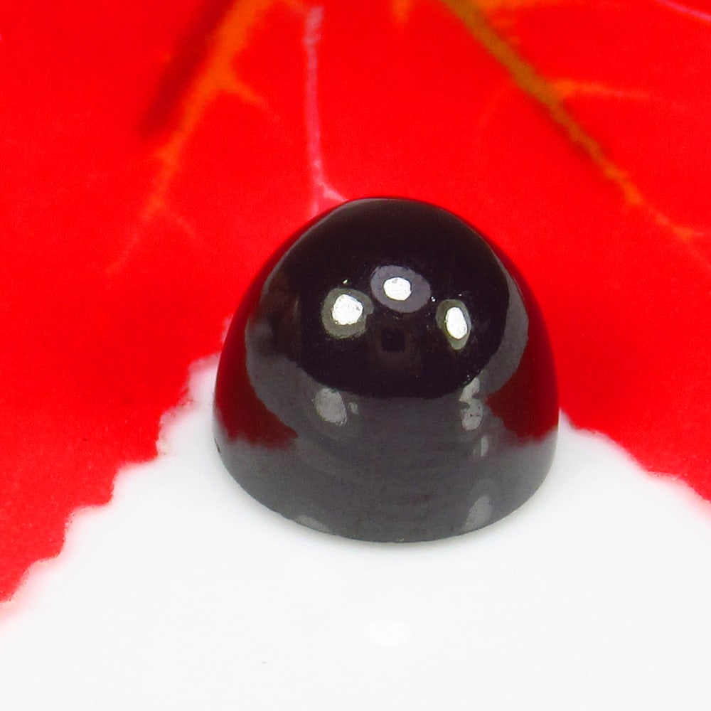 16.46 Ct Natural Black Spinel Round Dome Cab (1 of 3)
