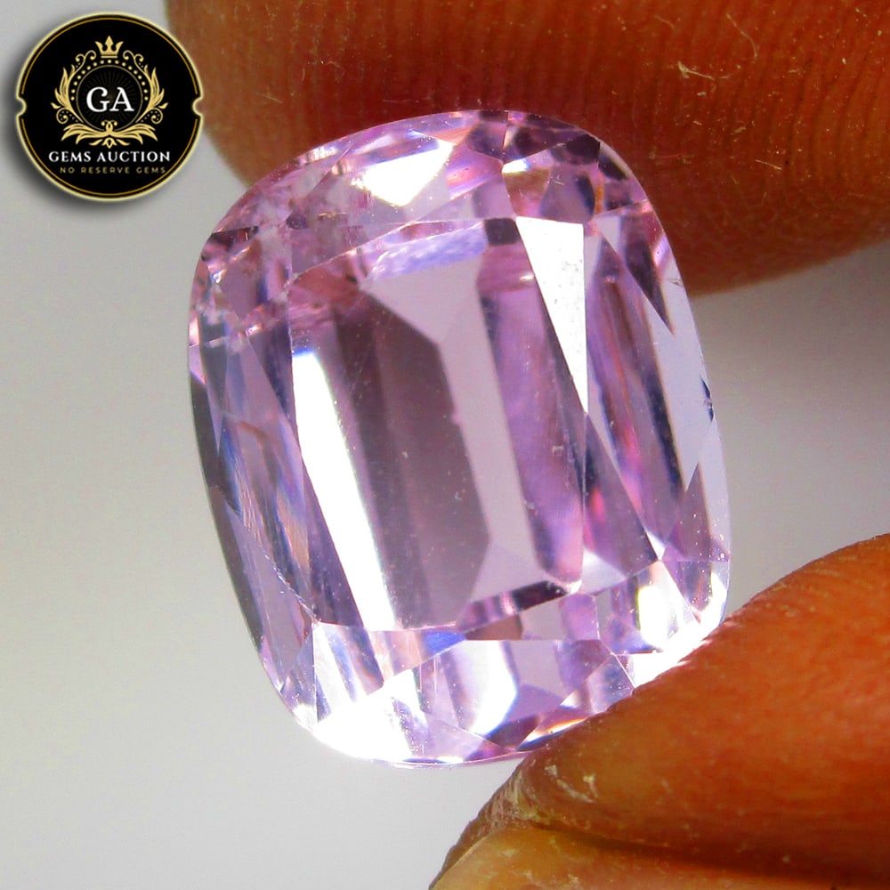 6.95 Ct Natural Sweet Pink Kunzite Cushion Cut (1 of 3)