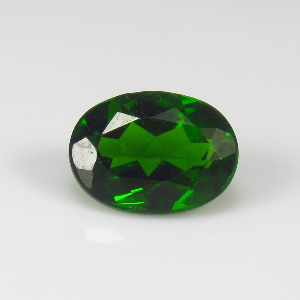 1.42 Ct Natural Deep Green Chrome Diopside Oval Cut (1 of 4)